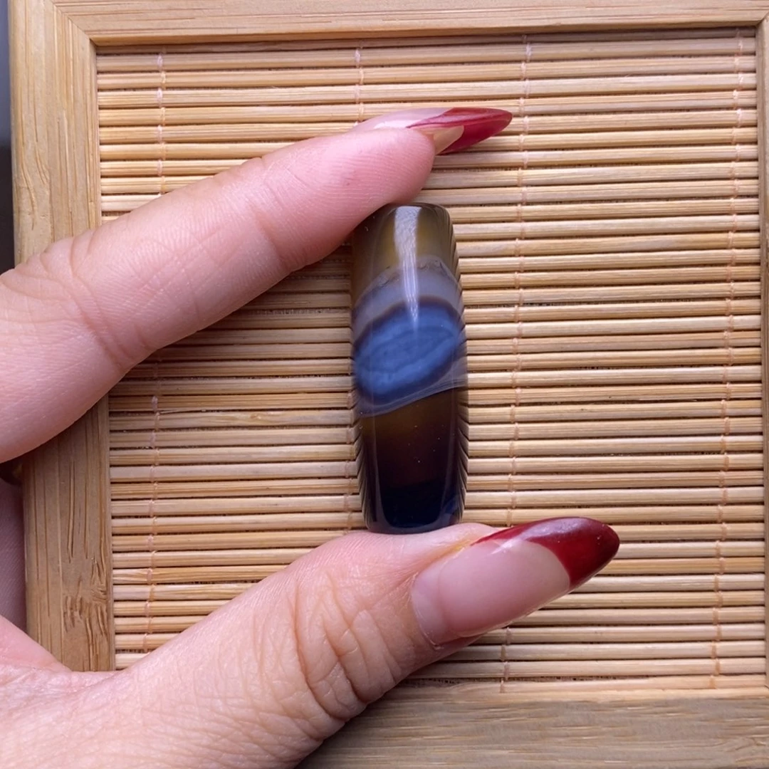 4***Z玛瑙/玉髓未镶嵌珠宝半成品