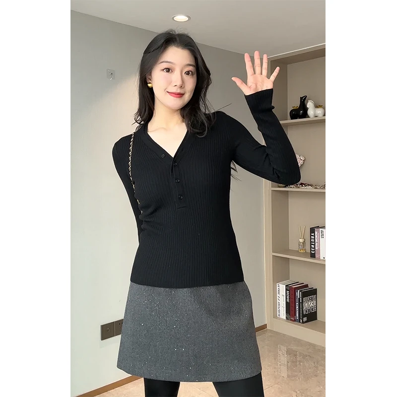 V领收腰显瘦羊毛针织衫女冬大码纯色老钱风高级百搭长袖打底上衣