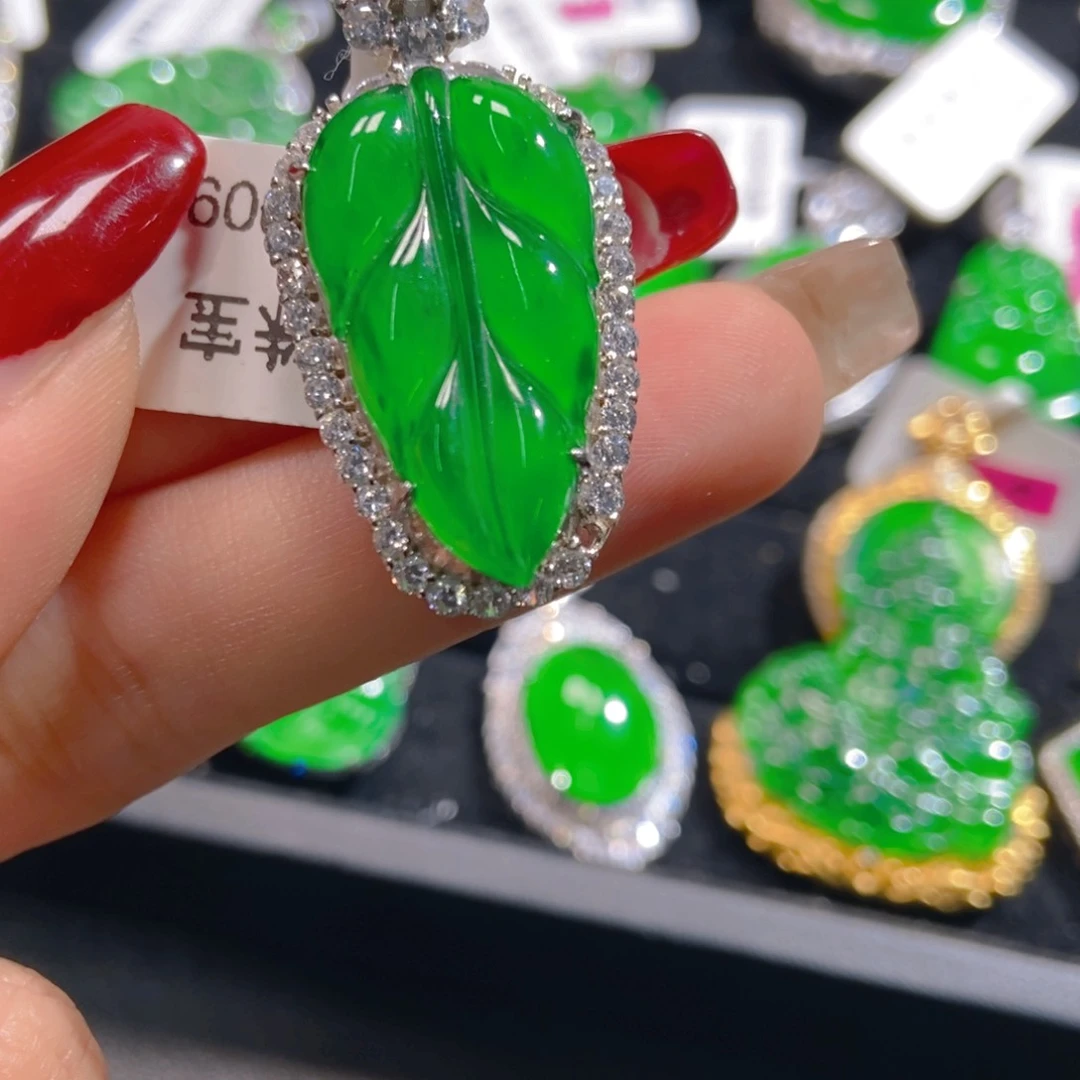 翡翠吊坠(不含链)银S925镶嵌