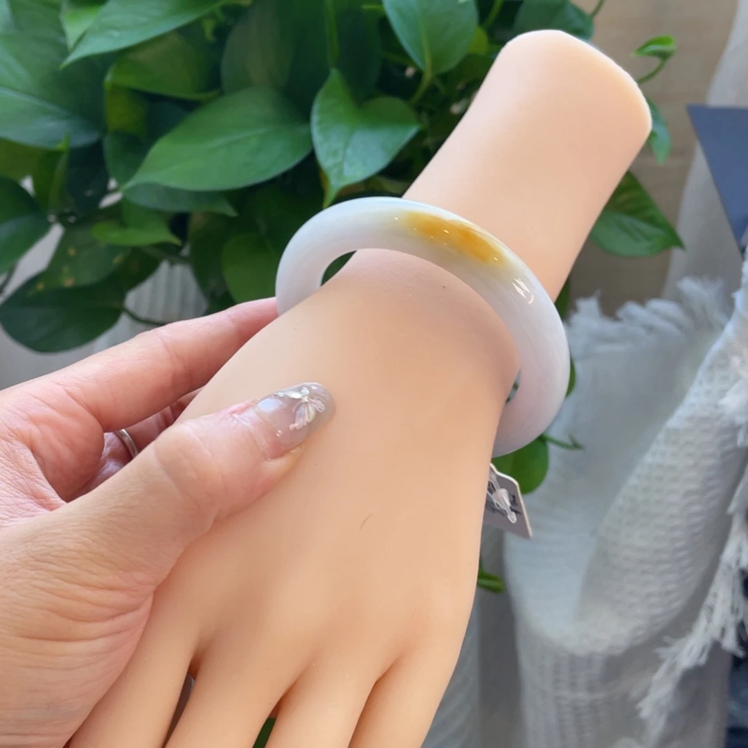 翡翠手镯未镶嵌10号55有纹不明显