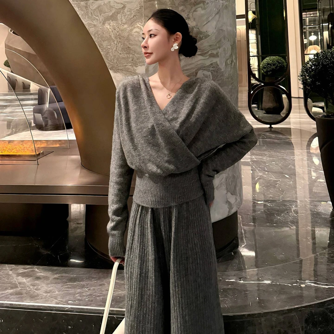 韩系一整套深冬穿搭小香风休闲针织两件套装秋冬巨好看时尚高级感