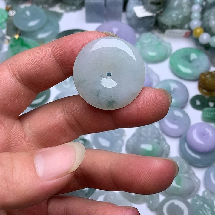 翡翠未镶嵌颈饰天然翡翠