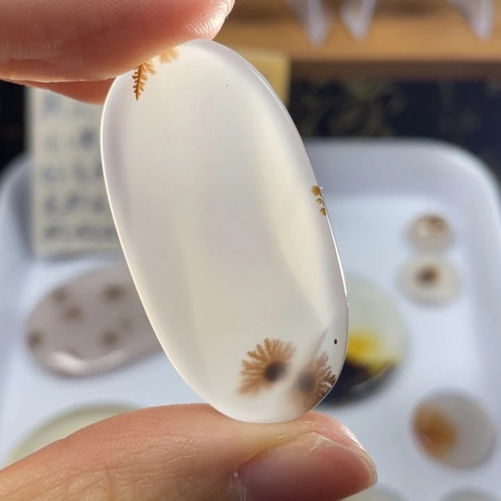 玛瑙/玉髓未镶嵌牌子