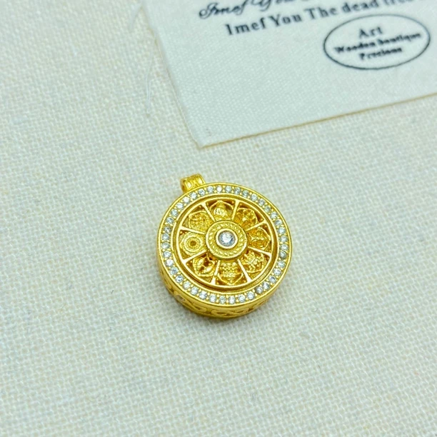 K0510黄色小罗盘吊坠多样性发货47586