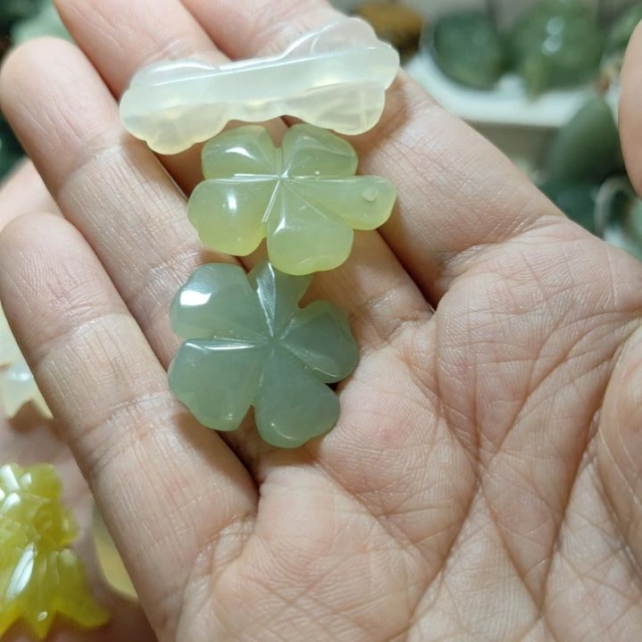 岫玉挂坠款式未镶嵌沉****疲