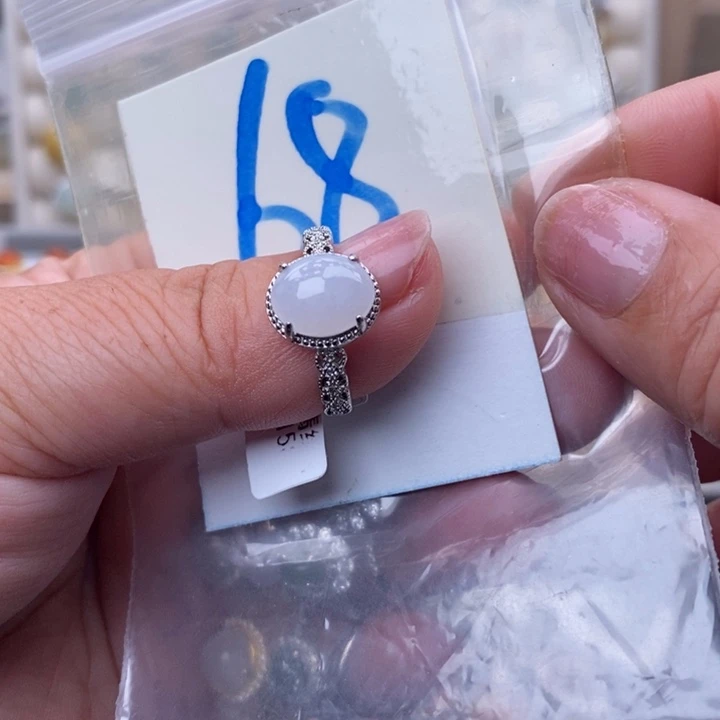 未镶嵌戒指翡翠缅甸