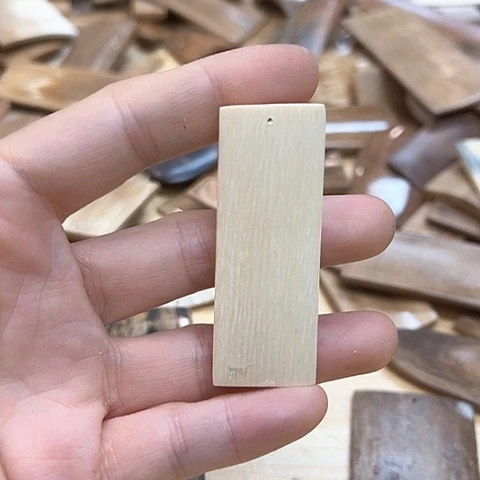 天然猛犸象牙瑕疵品