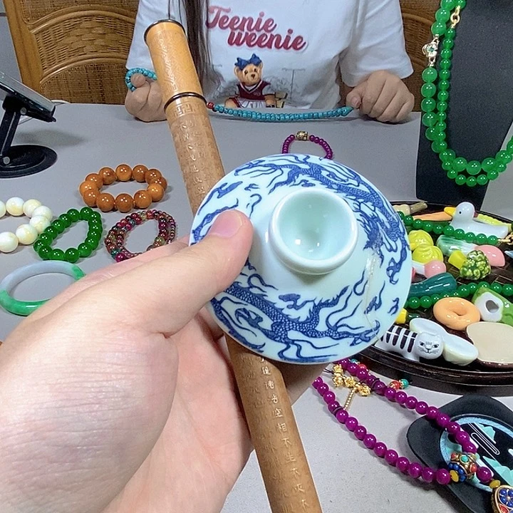 瓷片哈哈哈哈哈哈哈哈哈哈哈