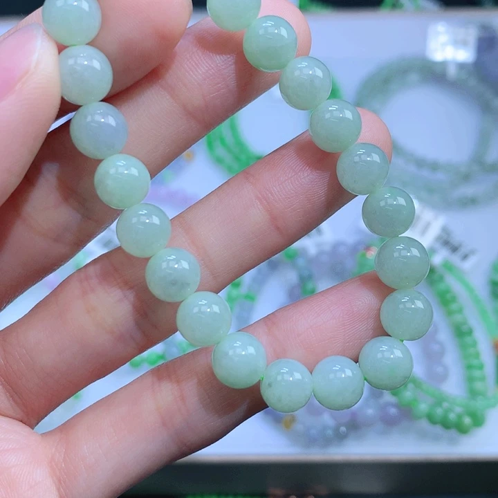 翡翠手链未镶嵌翡翠