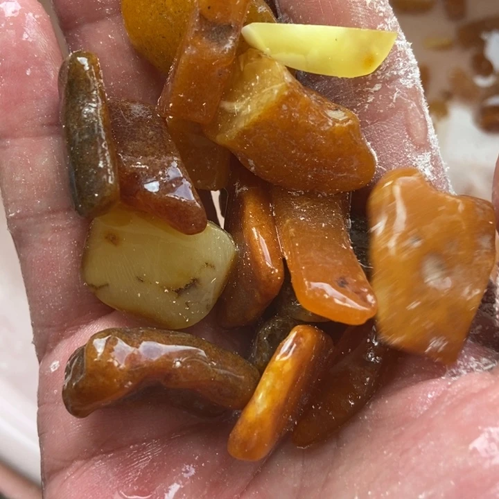 未镶嵌蜜蜡裸石吊坠