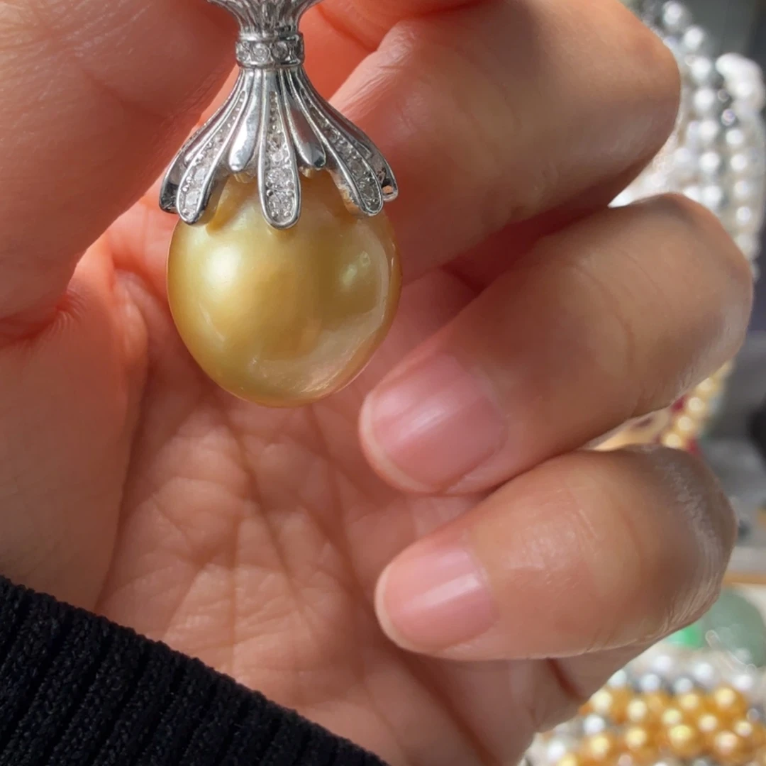 栢***生银S925镶嵌海水珍珠颈饰