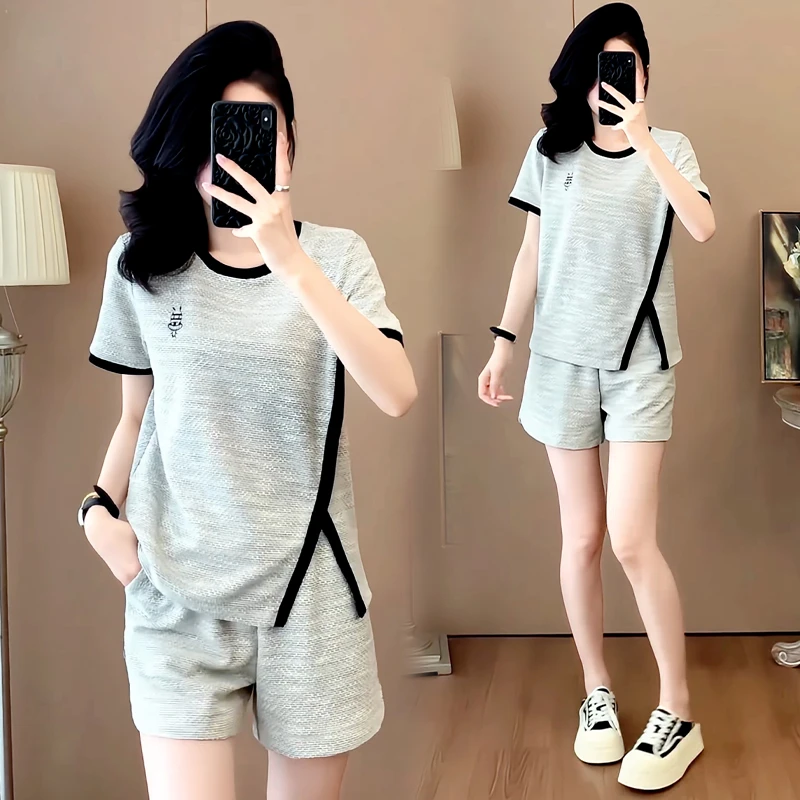 简约气质休闲运动服套装女2025年夏季新款不规则上衣短裤两件套