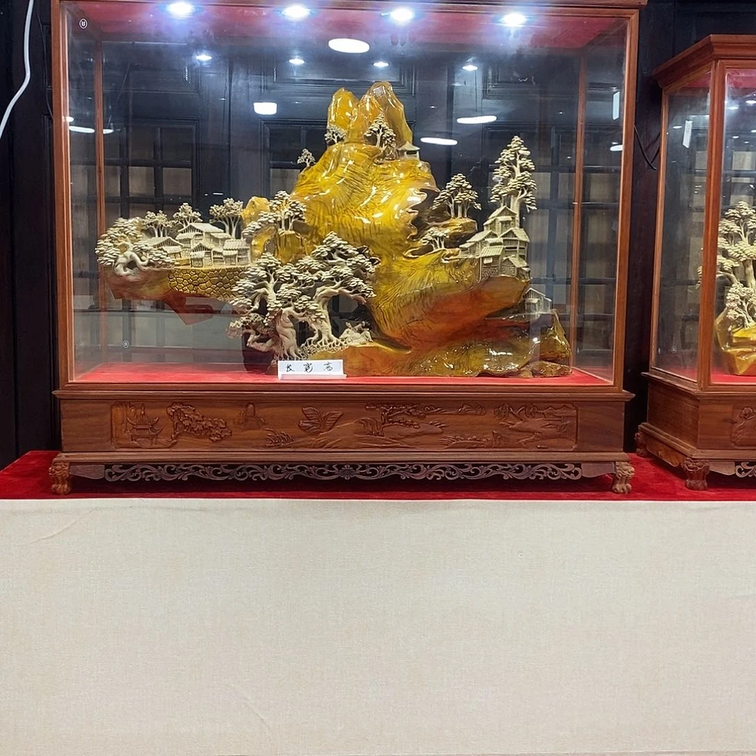 金丝楠雕*师金丝楠摆件