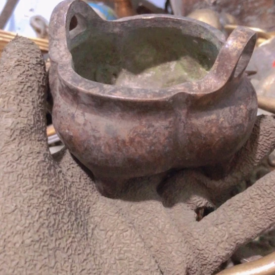 青***扬闪电购铜摆件工艺品