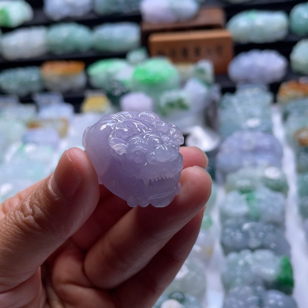 翡翠颈饰未镶嵌貔貅