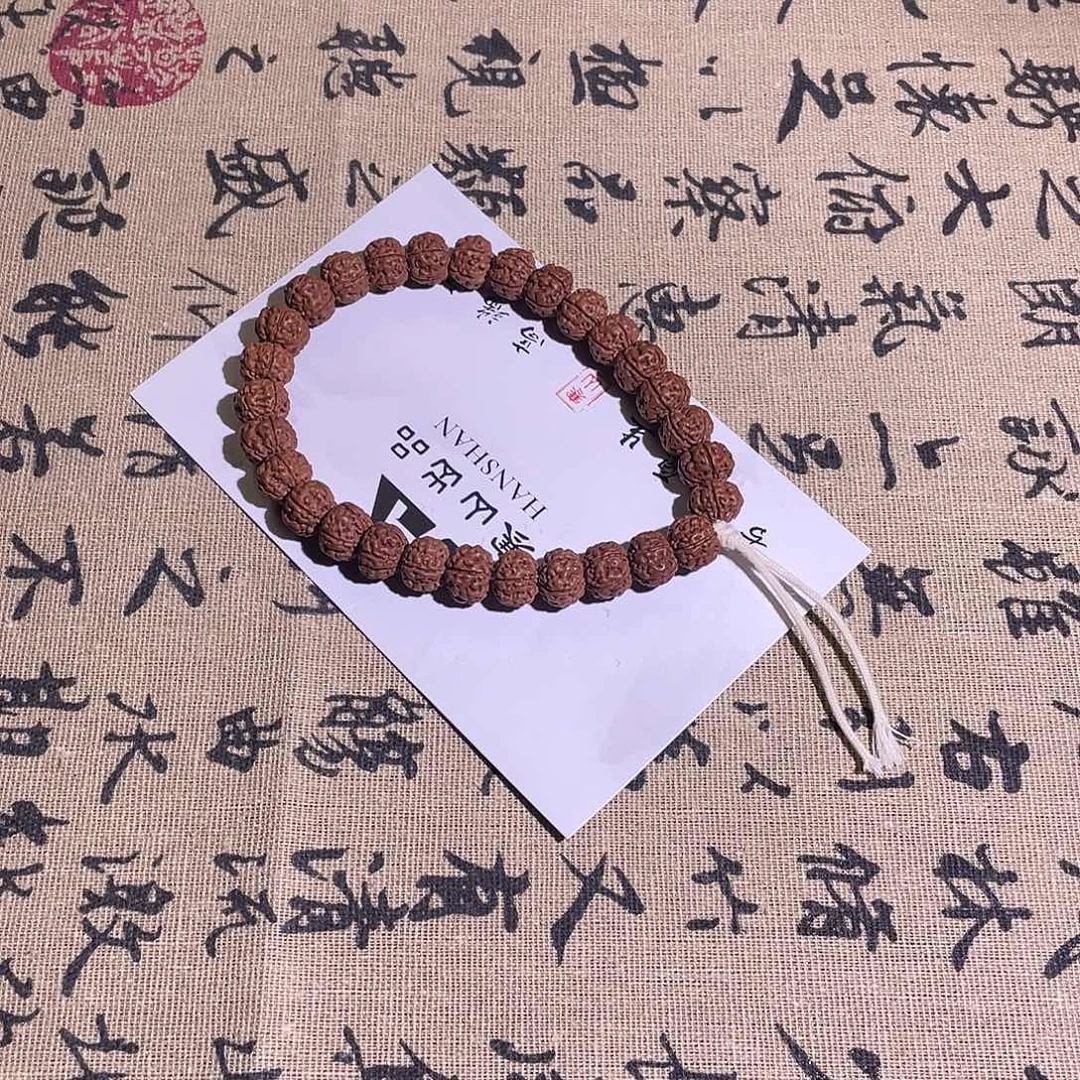 金刚菩提吊坠老树王手持