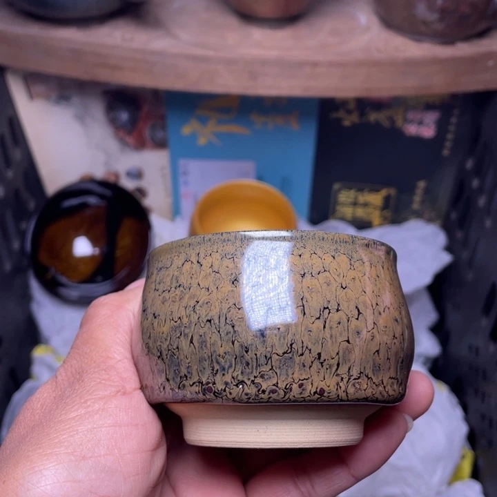 茶盏你、是啊这．我不配