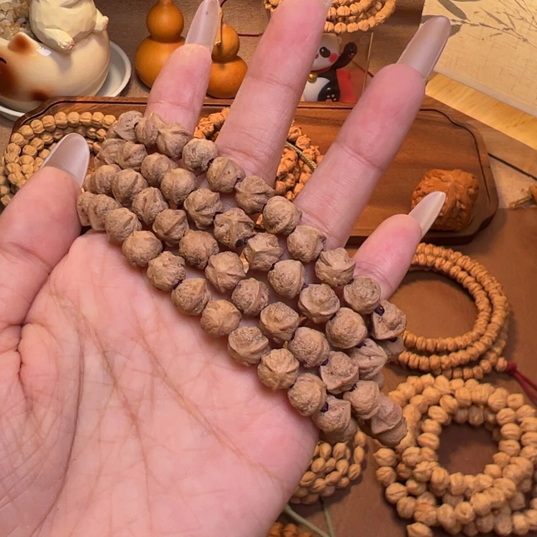 是***哎柏木吊坠横打三菱长串