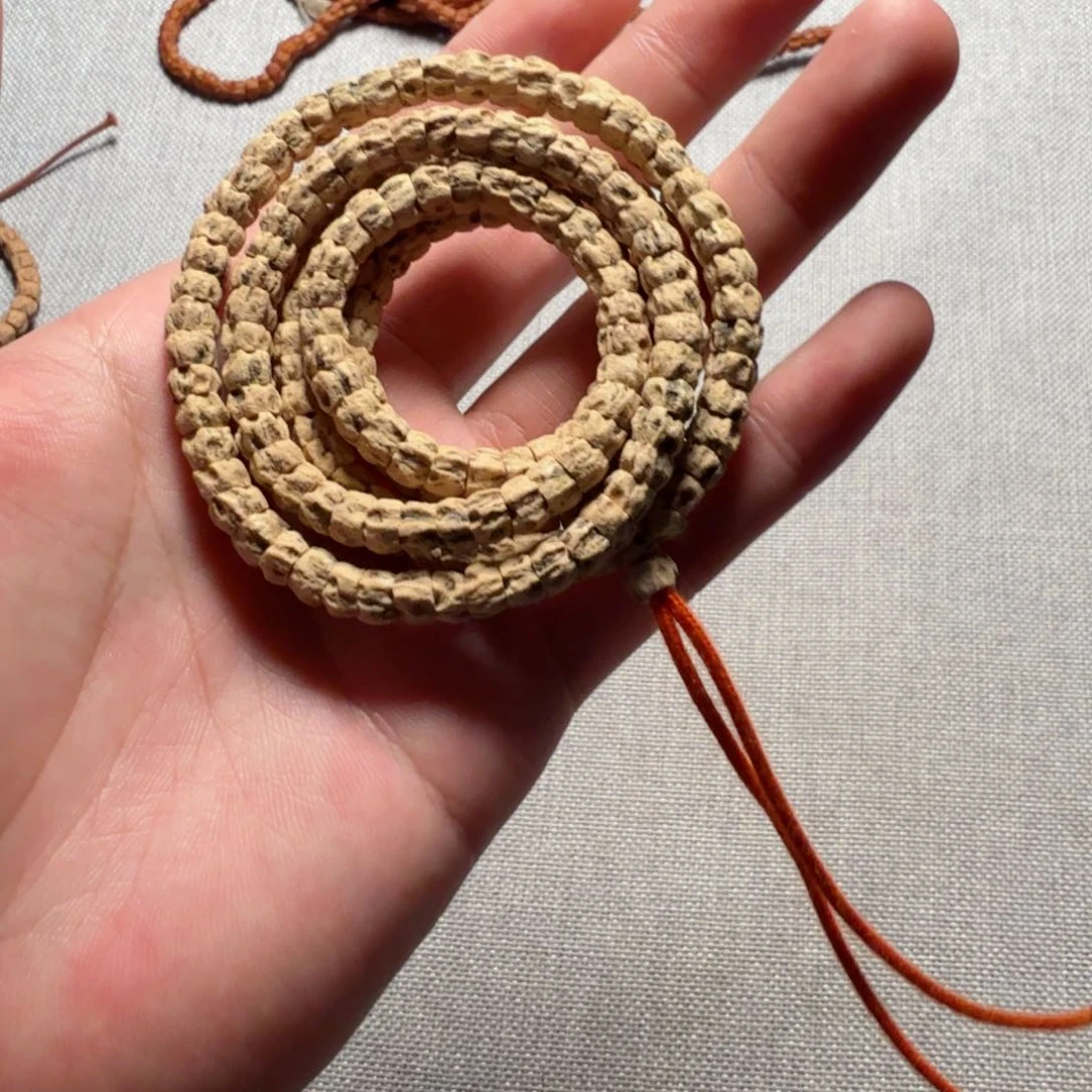 【闪购商品】柏香籽/百香籽吊坠