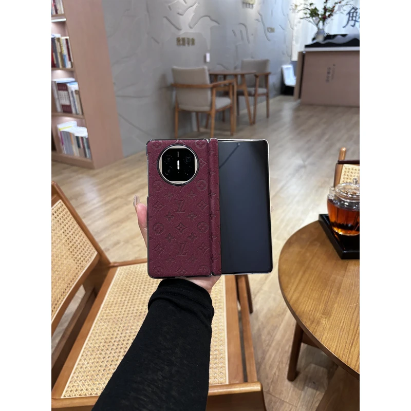 适用华为MateX5/MateX6手机壳经典字母闪星星中轴华为x5手机壳