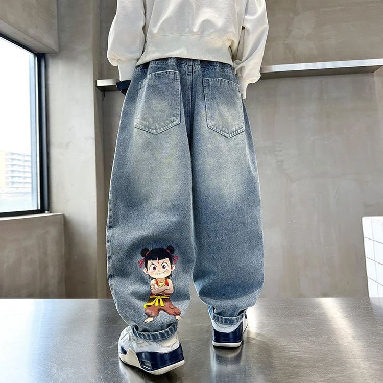 男童哪吒裤子春装2025新款中大童春季儿童牛仔裤休闲宽松洋气炸街