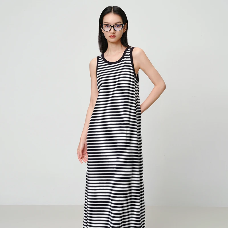 EP雅莹2025新款女装 棉质宽松圆领条纹背心无袖连衣裙4141A