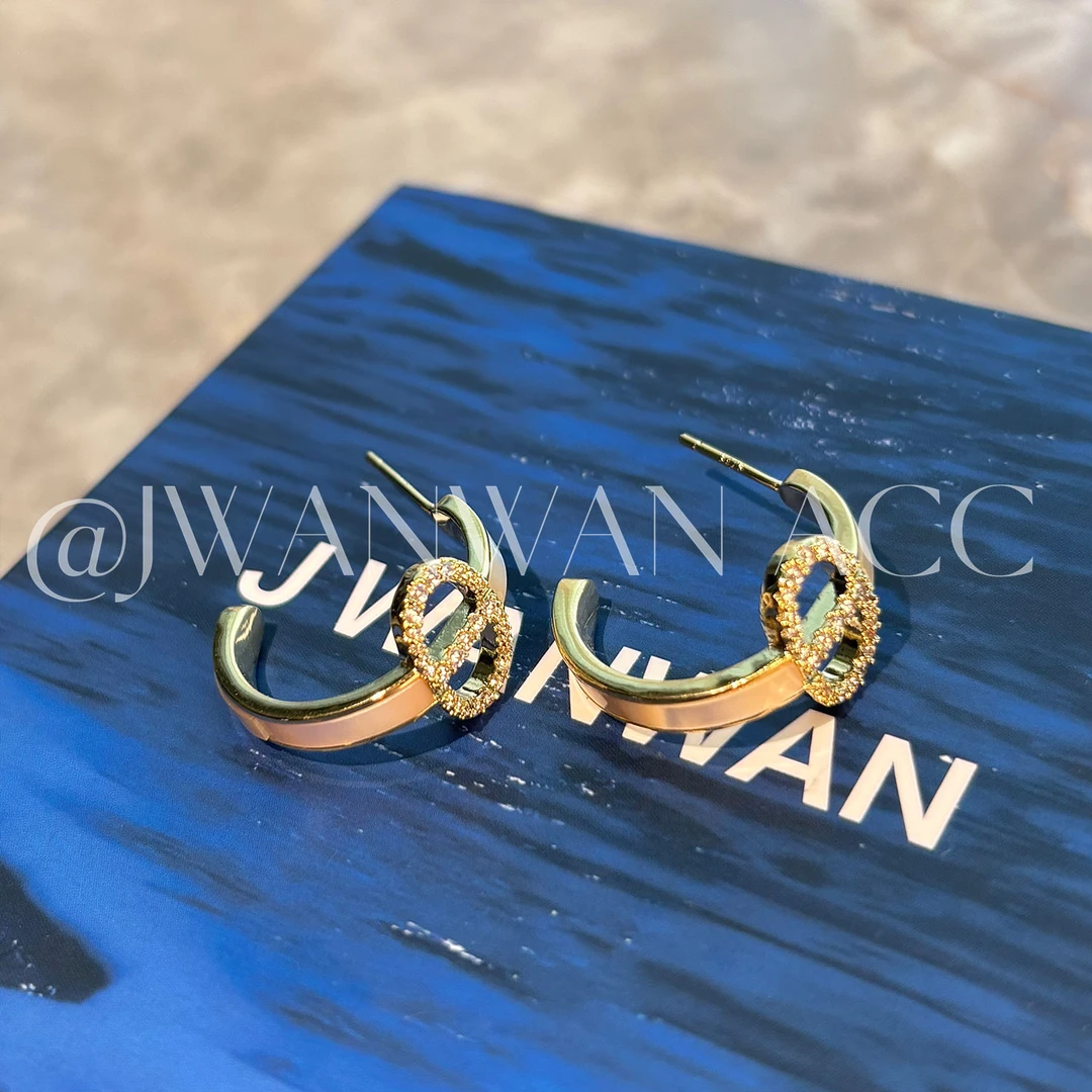 铜合金耳饰 设计师闪钻猪圆鼻C形金色耳圈