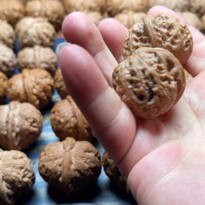 把件桃核淞*核桃40