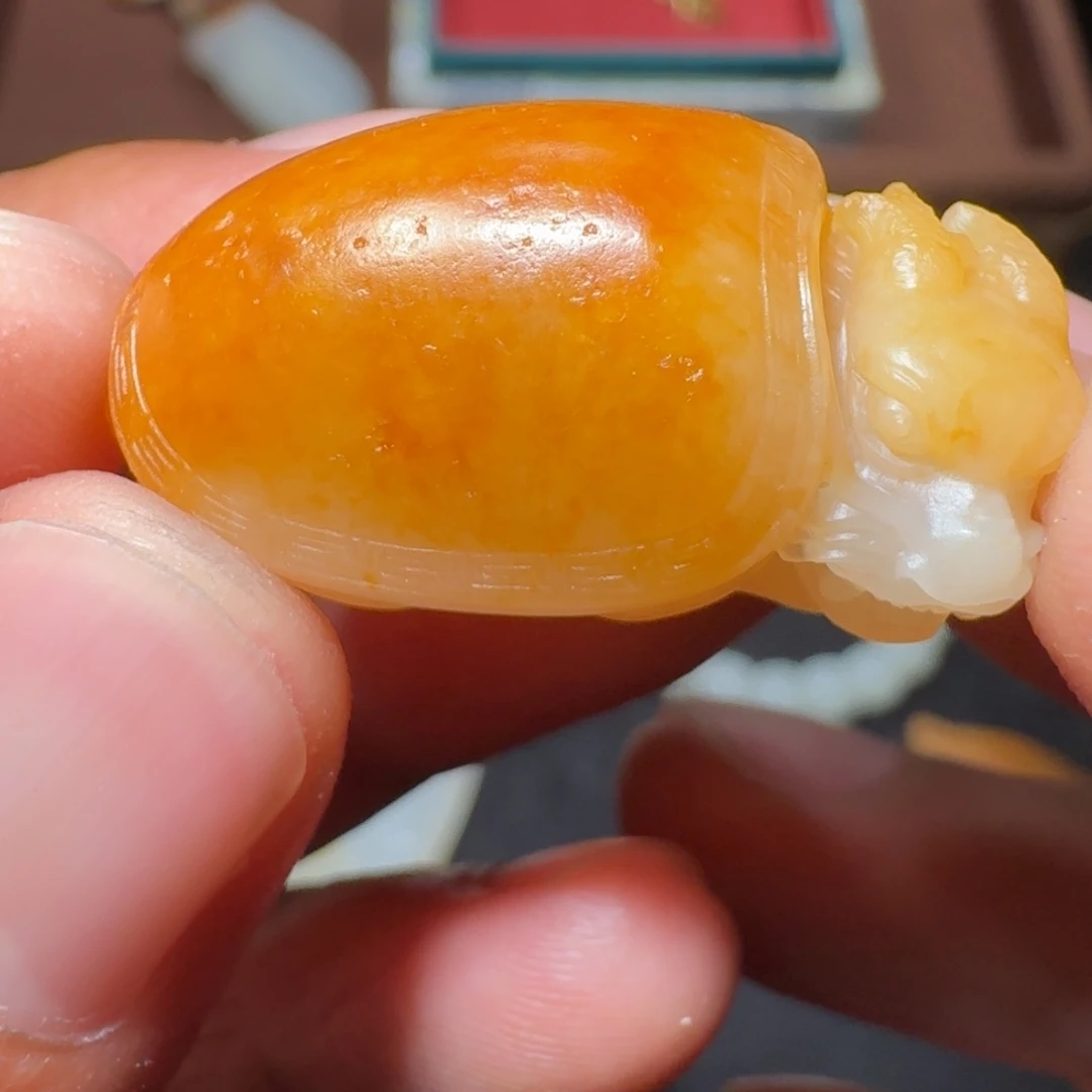 和田玉18K金镶嵌颈饰