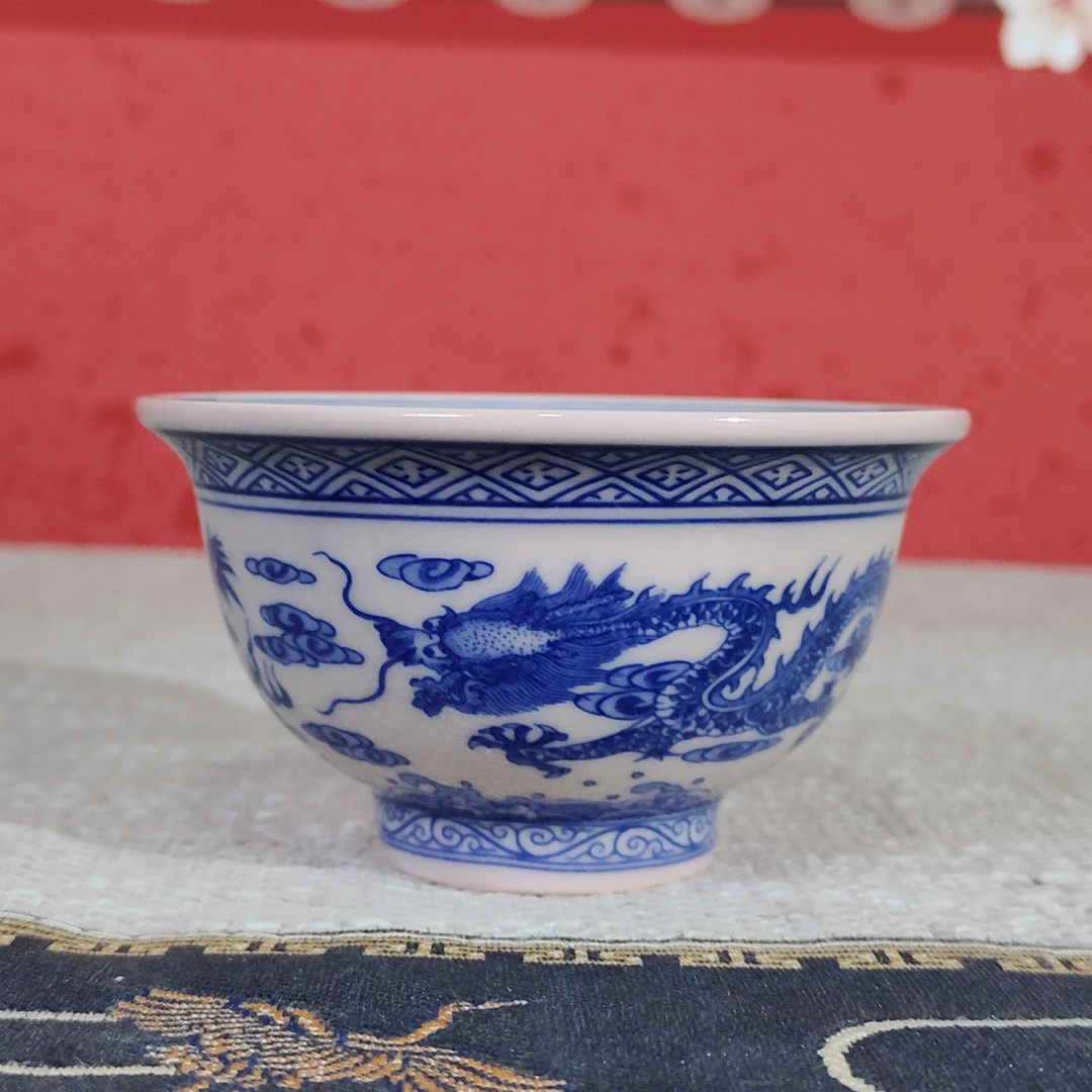 景德镇陶瓷红稀土青花五龙纹茶杯主人杯压手杯品茗杯茶杯