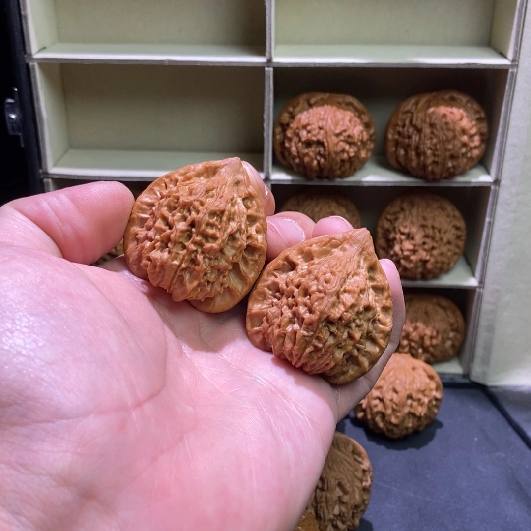 文玩核桃吊坠朱雀40原树福利