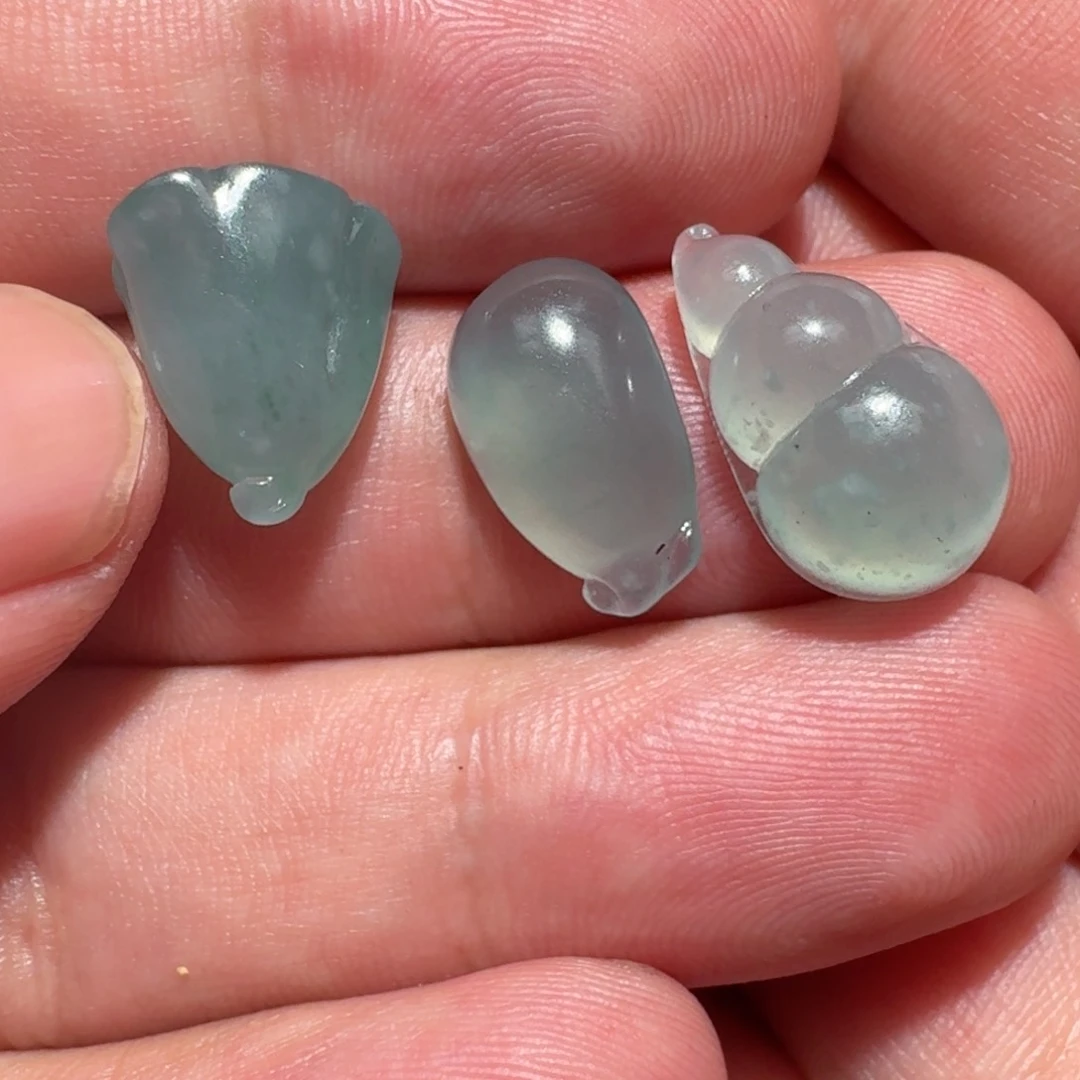 翡翠未镶嵌颈饰高*鑫天然翡翠