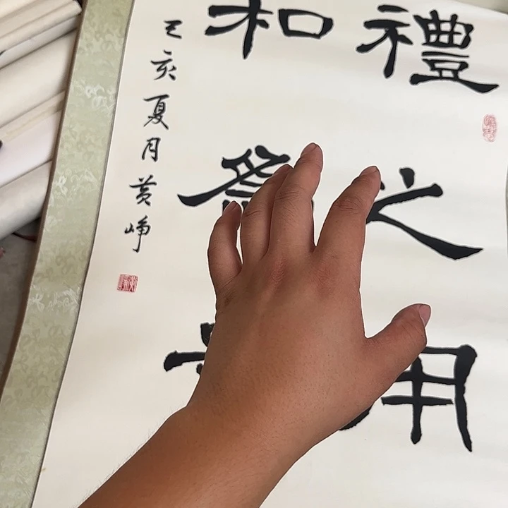 摆件，轴坏，破损，水渍都是正常