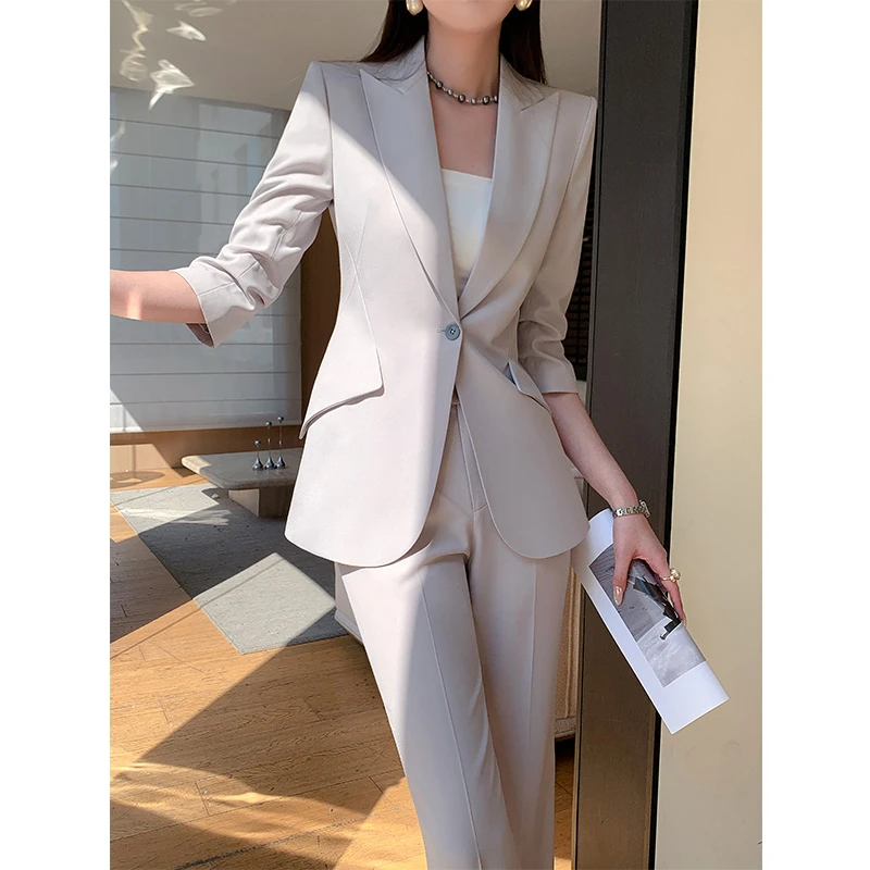 烟灰色休闲时尚西装套装女2025夏季气质通勤百搭轻薄凉感职场套装