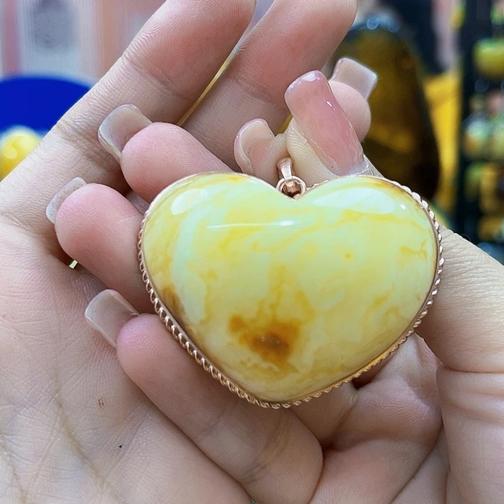 琥珀银S925镶嵌颈饰吊坠