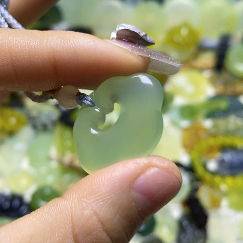 【闪购商品】蛇纹石玉颈饰未镶嵌G****调