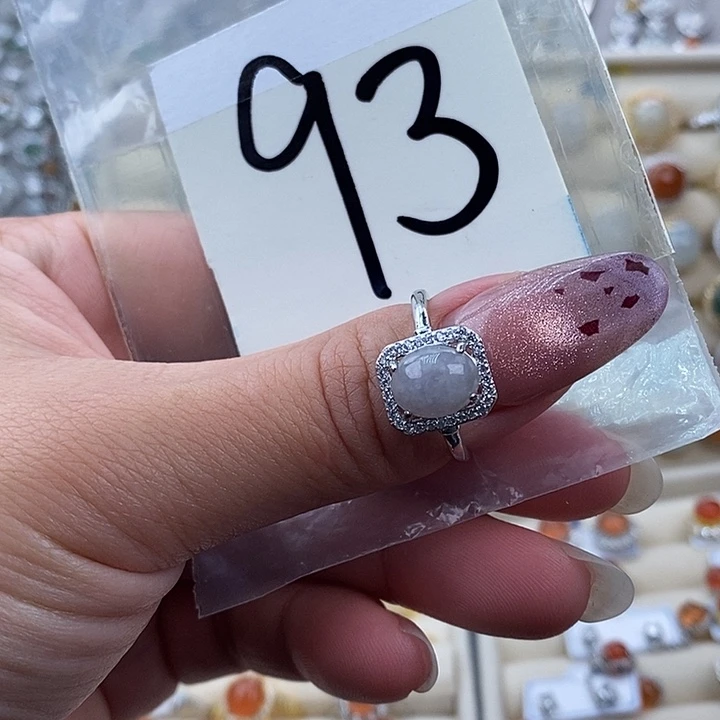 翡翠未镶嵌戒指缅甸