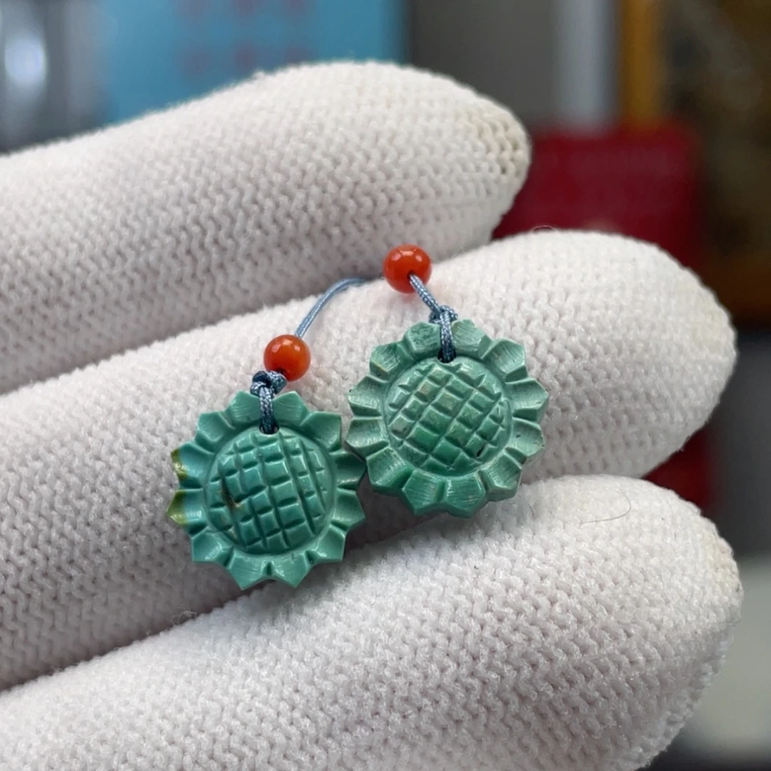 绿松石未镶嵌挂件