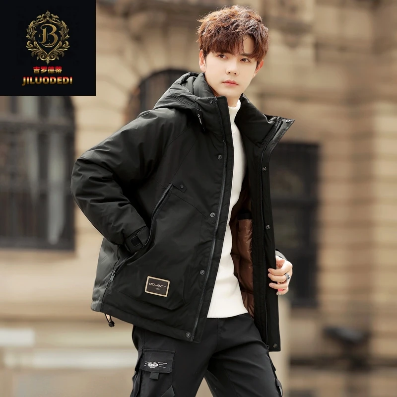 新款工装羽绒服男冬季外套短款2025年潮流城市风连帽白鸭绒冲锋衣