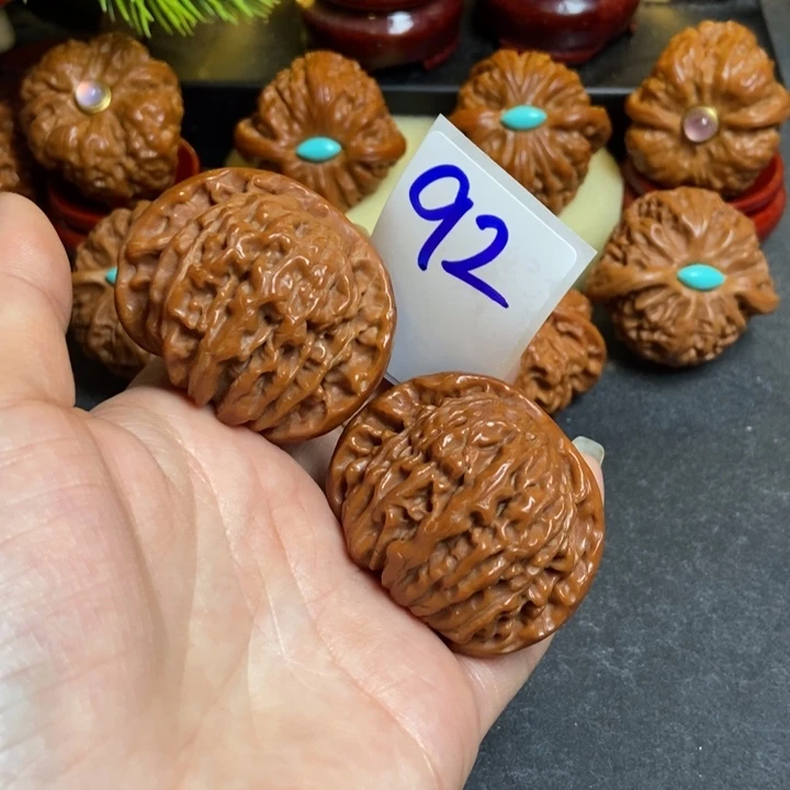 文玩核桃把件45楼呀，92