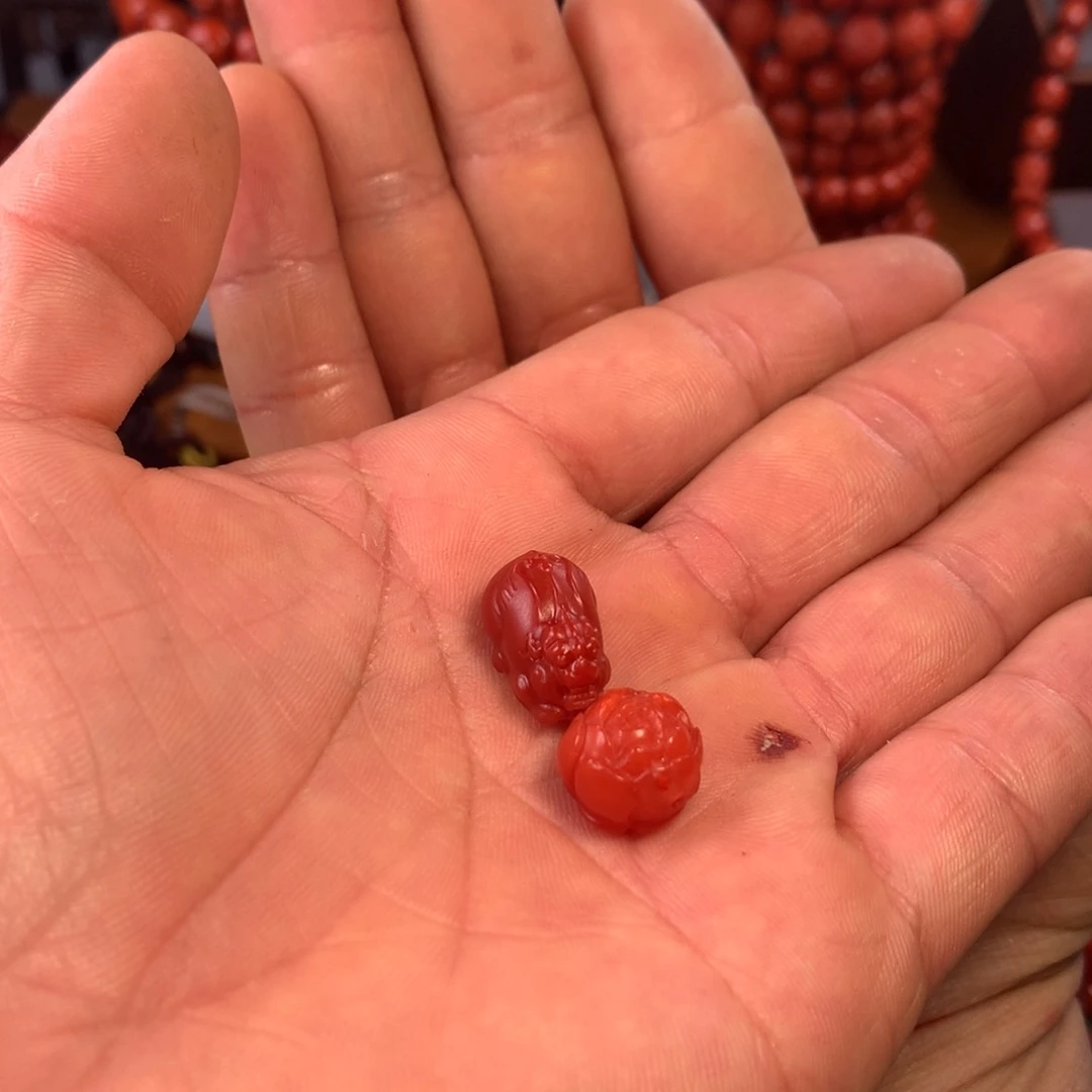 南红玛瑙配饰未镶嵌m****a