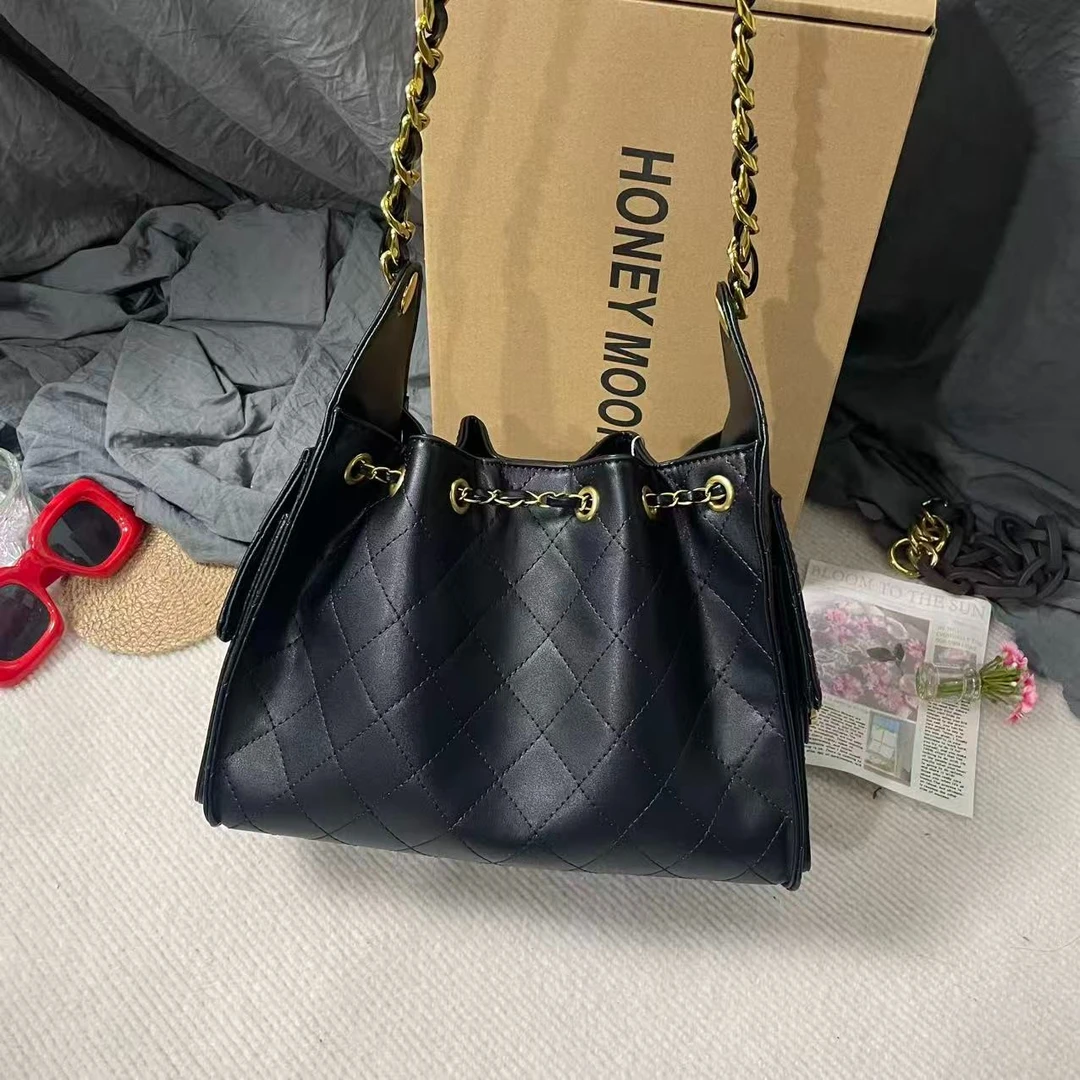 2025夏季新款小众时尚百搭菱格绣线单肩斜挎包6706