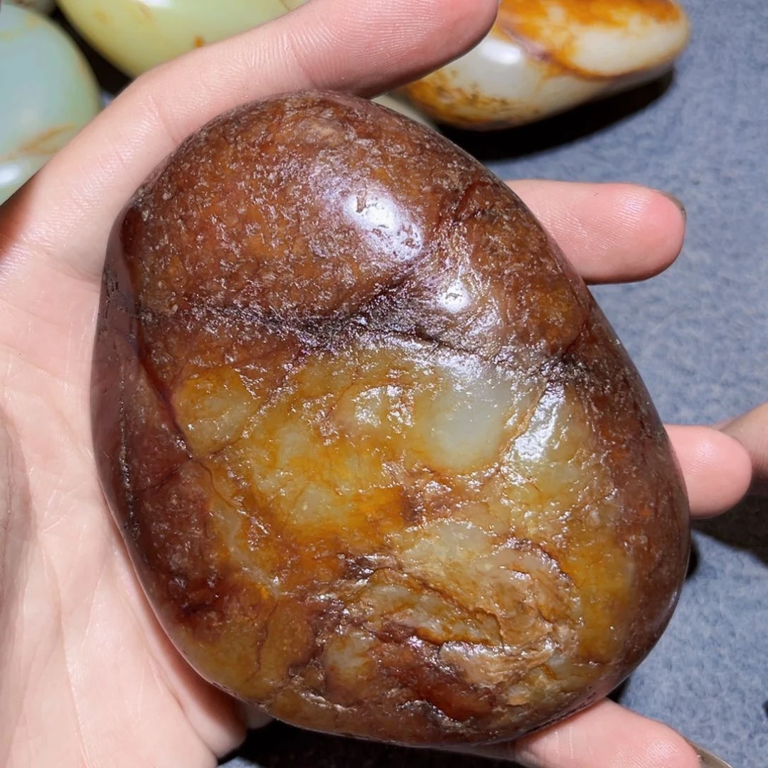 和田玉未镶嵌珠宝奇石