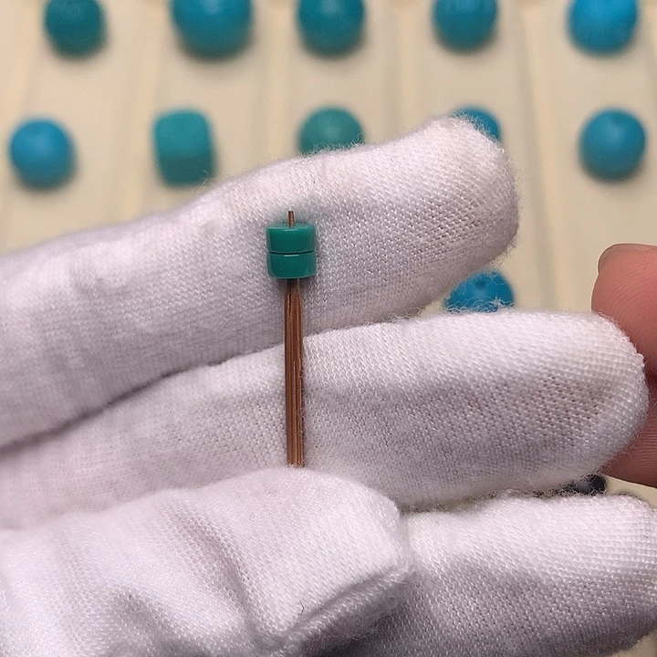 绿松石未镶嵌绿松石直切4.4