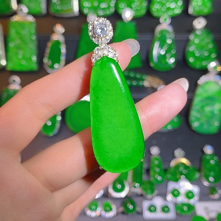 翡翠银S925镶嵌颈饰