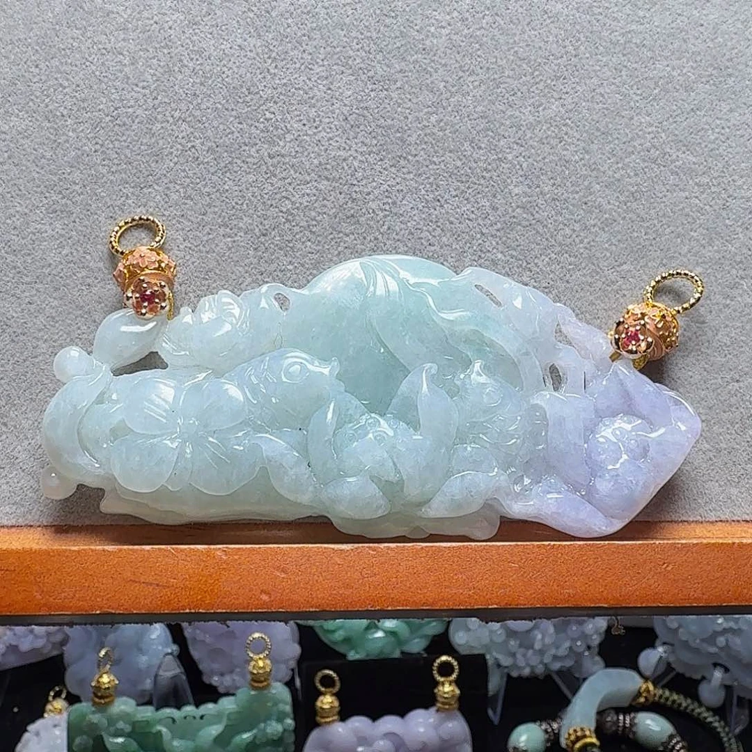 吊坠(赠链)未镶嵌翡翠