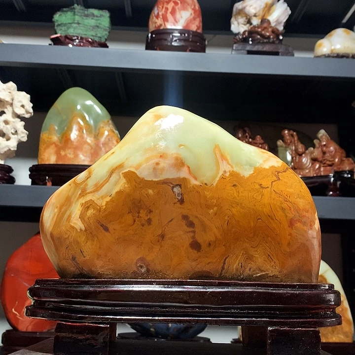 石材宽24厘米高20厘米