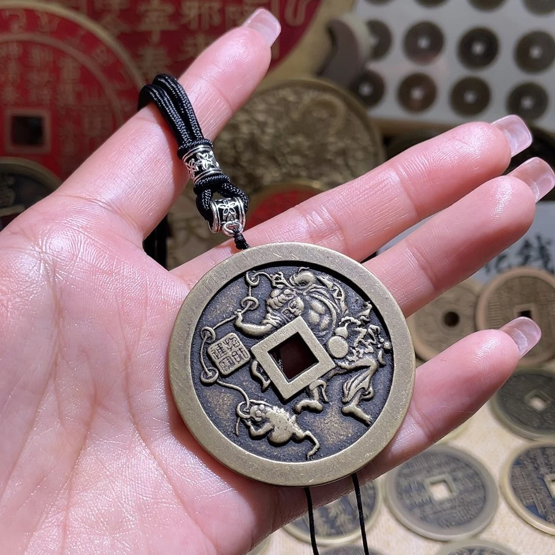 铜铜现代仿制工艺品花钱