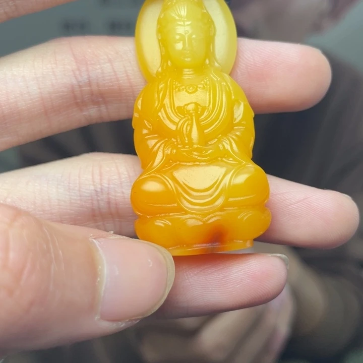 和田玉未镶嵌把件