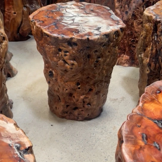 何***同龙纹枣木精品木墩